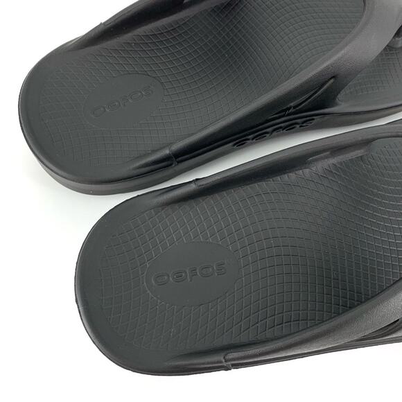 OOFOS OOriginal Sandal Black Unisex M9 / W11 main image 4